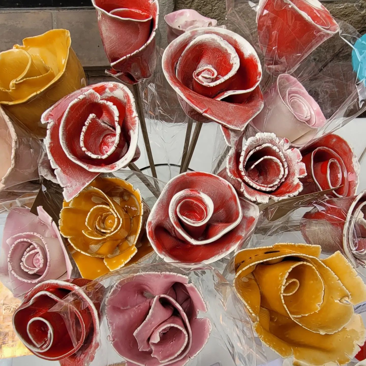 Rose en céramique – Image 4
